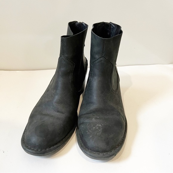 Ugg Bandara Leather Boots Bootie - Picture 4 of 9